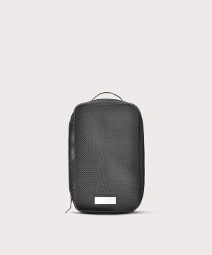 Roma Packing Cube in Carbon Air Mesh. Medium