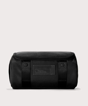 Seoul Dopp Kit in Onyx. Large